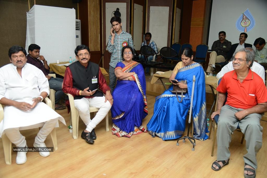 Maa Elections Polling 06 - 55 / 138 photos