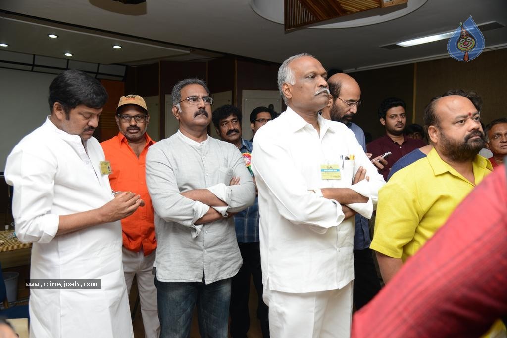 Maa Elections Polling 06 - 95 / 138 photos