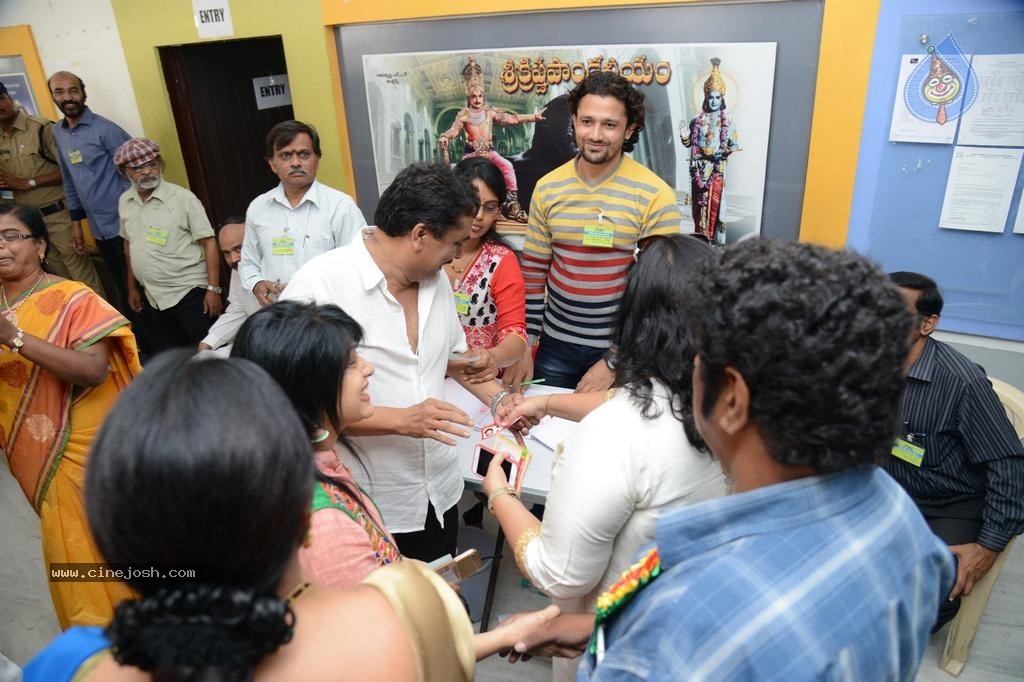 Maa Elections Polling 06 - 102 / 138 photos