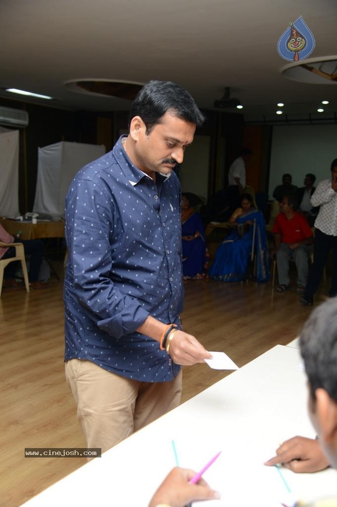 Maa Elections Polling 06 - 121 / 138 photos
