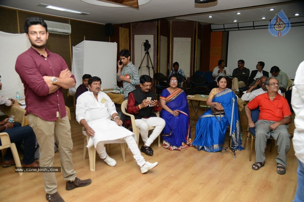 Maa Elections Polling 06 - 124 / 138 photos
