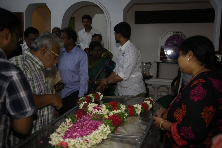 Mada Venkateswara Rao Condolences Photos 1 - 5 / 42 photos