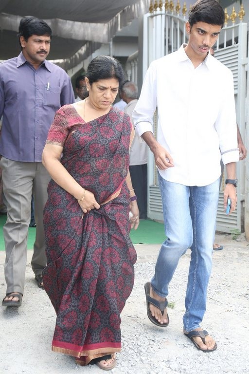 Mada Venkateswara Rao Condolences Photos 1 - 11 / 42 photos