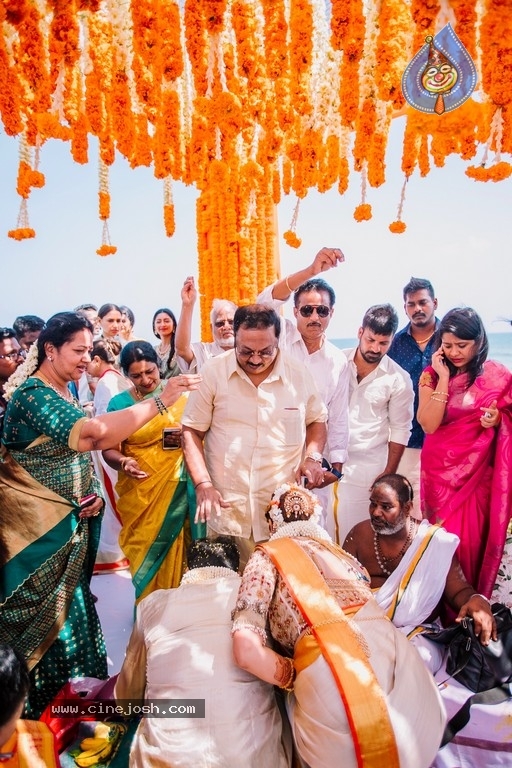 Mahat Raghavendra - Prachi Mishra Wedding Photos - 2 / 13 photos