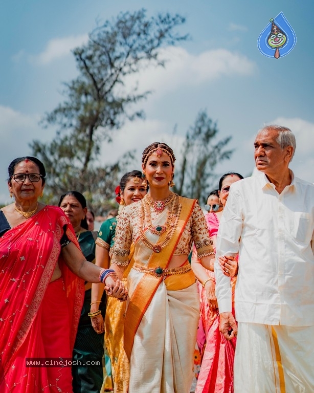 Mahat Raghavendra - Prachi Mishra Wedding Photos - 12 / 13 photos