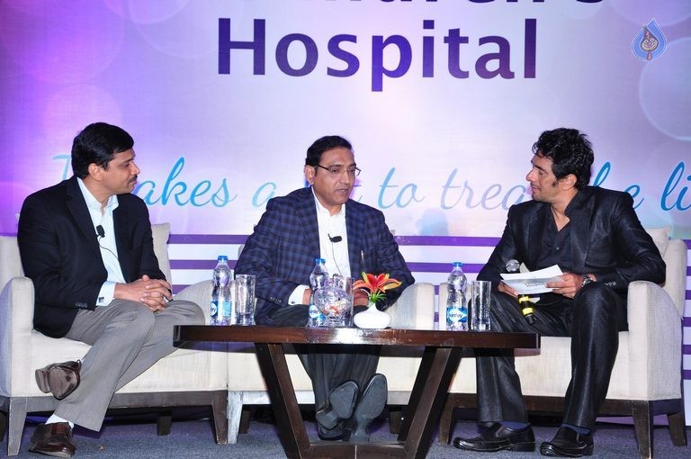 Mahesh Babu at Rainbow Children Hospital Event - 28 / 160 photos