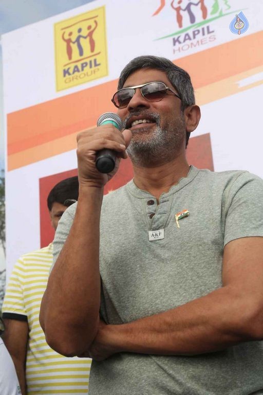 Mahesh Babu flags off Chak De India Ride - 35 / 42 photos