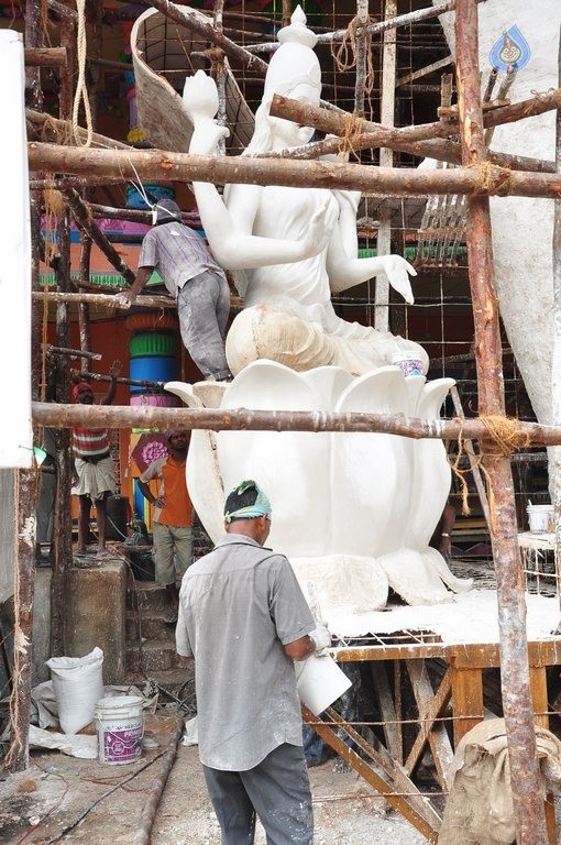 Making of Khairatabad Ganesh 2015 Photos - 7 / 59 photos