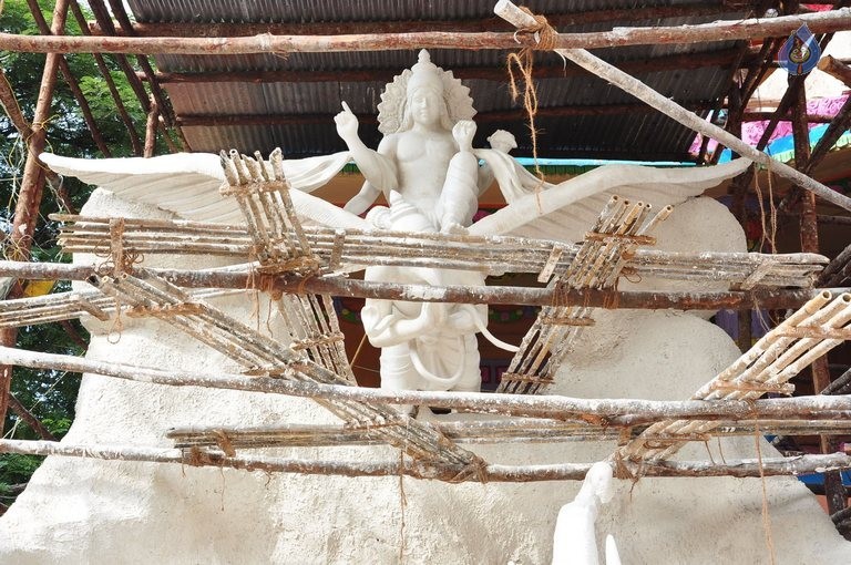 Making of Khairatabad Ganesh 2015 Photos - 11 / 59 photos