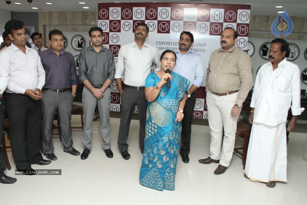 Malabar Gold Scholarships For Poor Girls Students - 12 / 30 photos