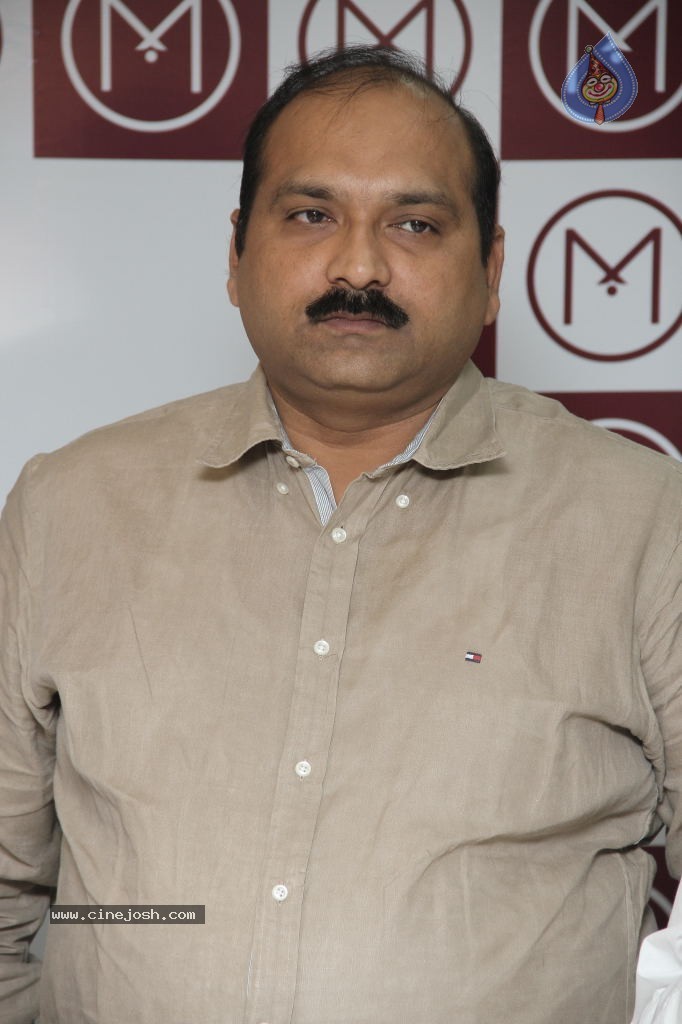 Malabar Gold Scholarships For Poor Girls Students - 14 / 30 photos