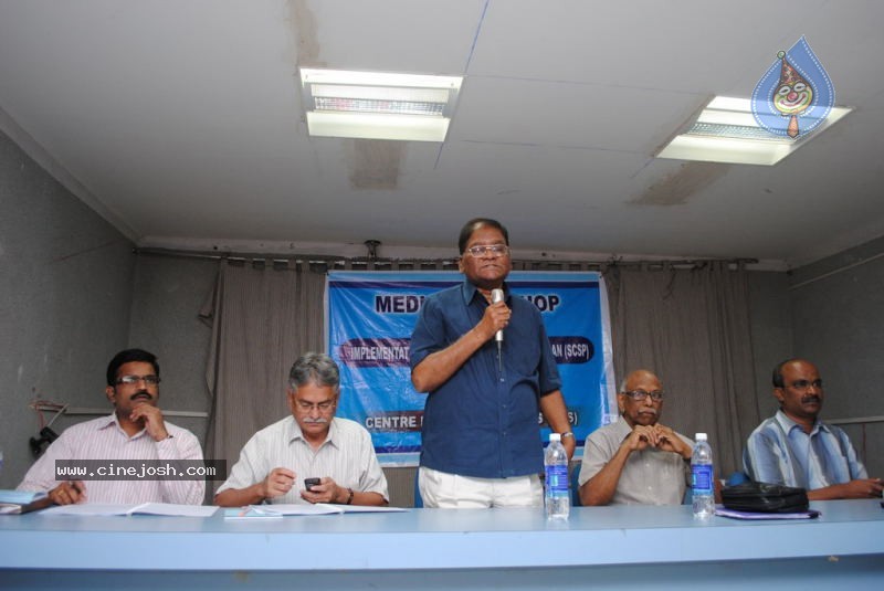 Malabar Gold Shop Opening Photos - 36 / 59 photos