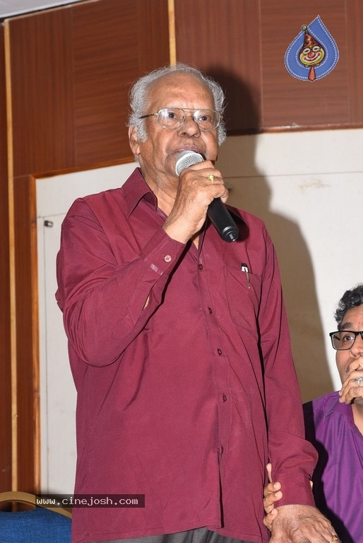 Mana Cinemalu Book Launch by Pawan Kalyan - 8 / 32 photos