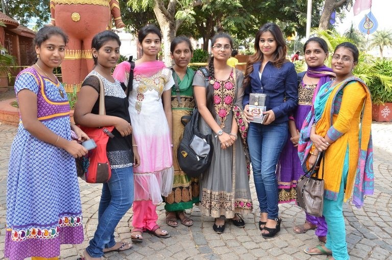Manali Rathod For Mana Madras Kosam Cause - 3 / 53 photos
