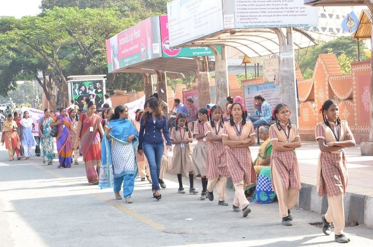 Manali Rathod For Mana Madras Kosam Cause - 44 / 53 photos