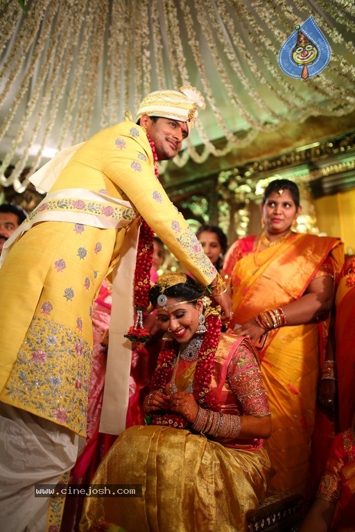 Manali Rathod Wedding Photos - 4 / 78 photos