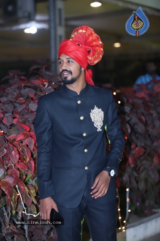 Manali Rathod Wedding Photos - 13 / 78 photos