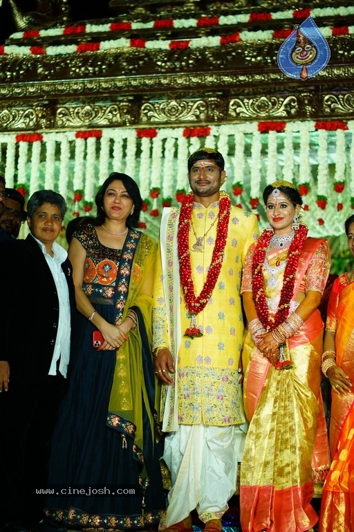 Manali Rathod Wedding Photos - 31 / 78 photos