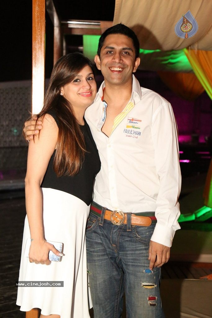 Manish and Rekha Wedding Anniversary Party - 32 / 127 photos