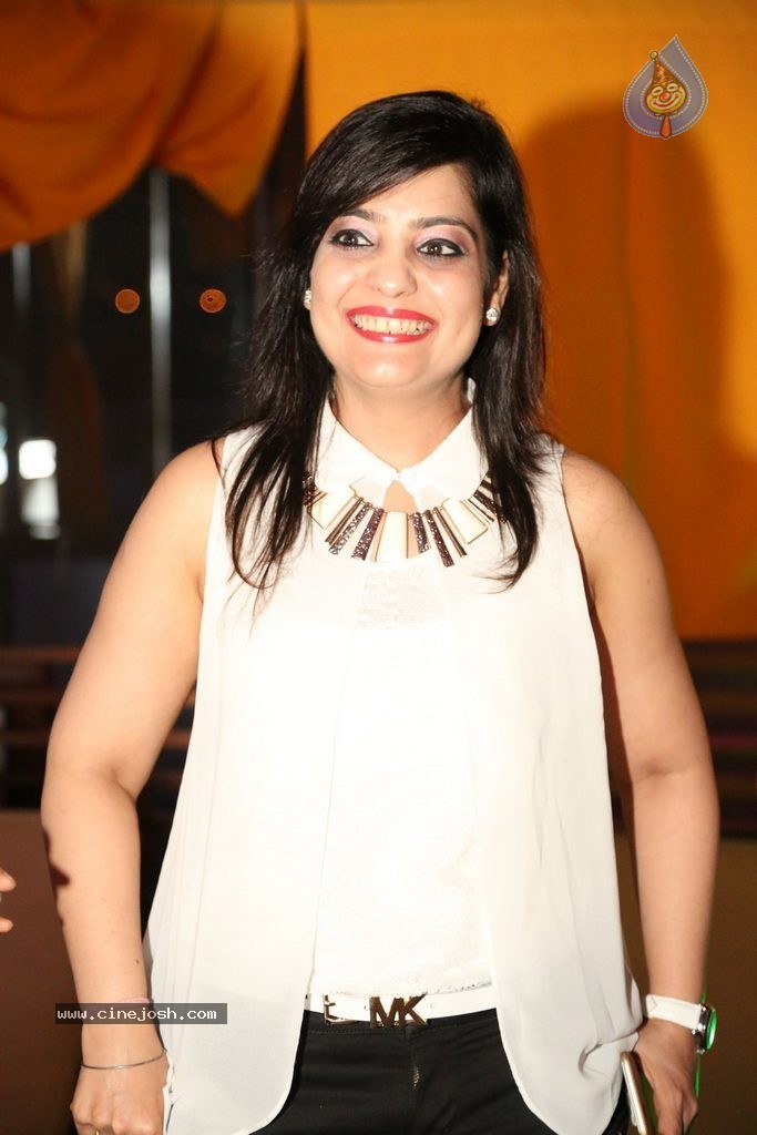 Manish and Rekha Wedding Anniversary Party - 55 / 127 photos