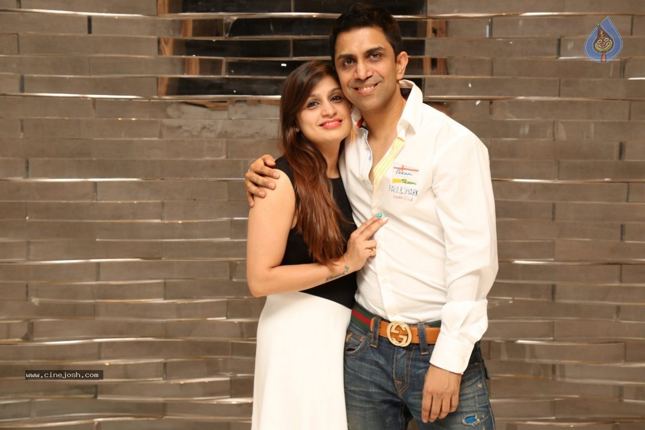 Manish and Rekha Wedding Anniversary Party - 67 / 127 photos