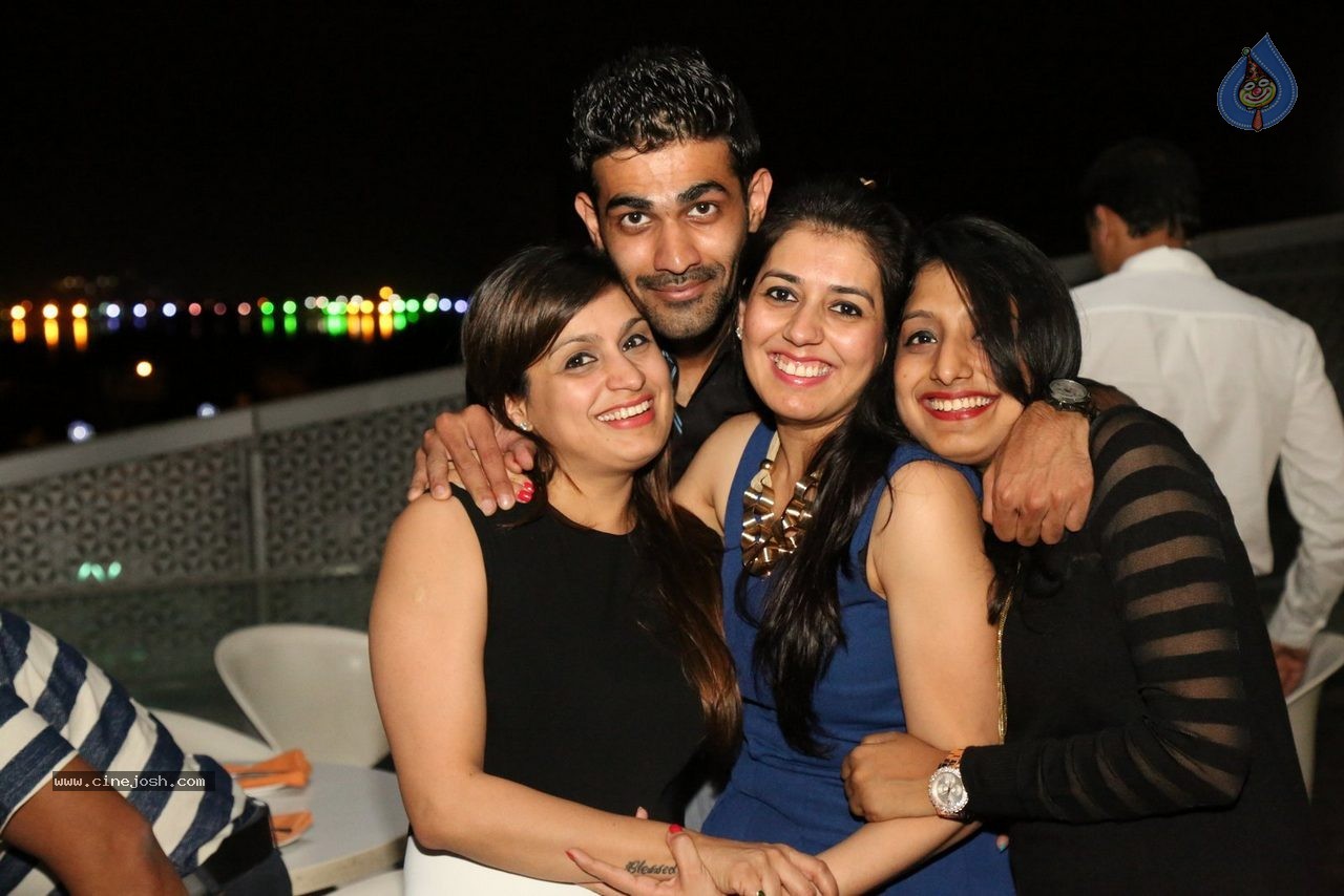 Manish and Rekha Wedding Anniversary Party - 81 / 127 photos