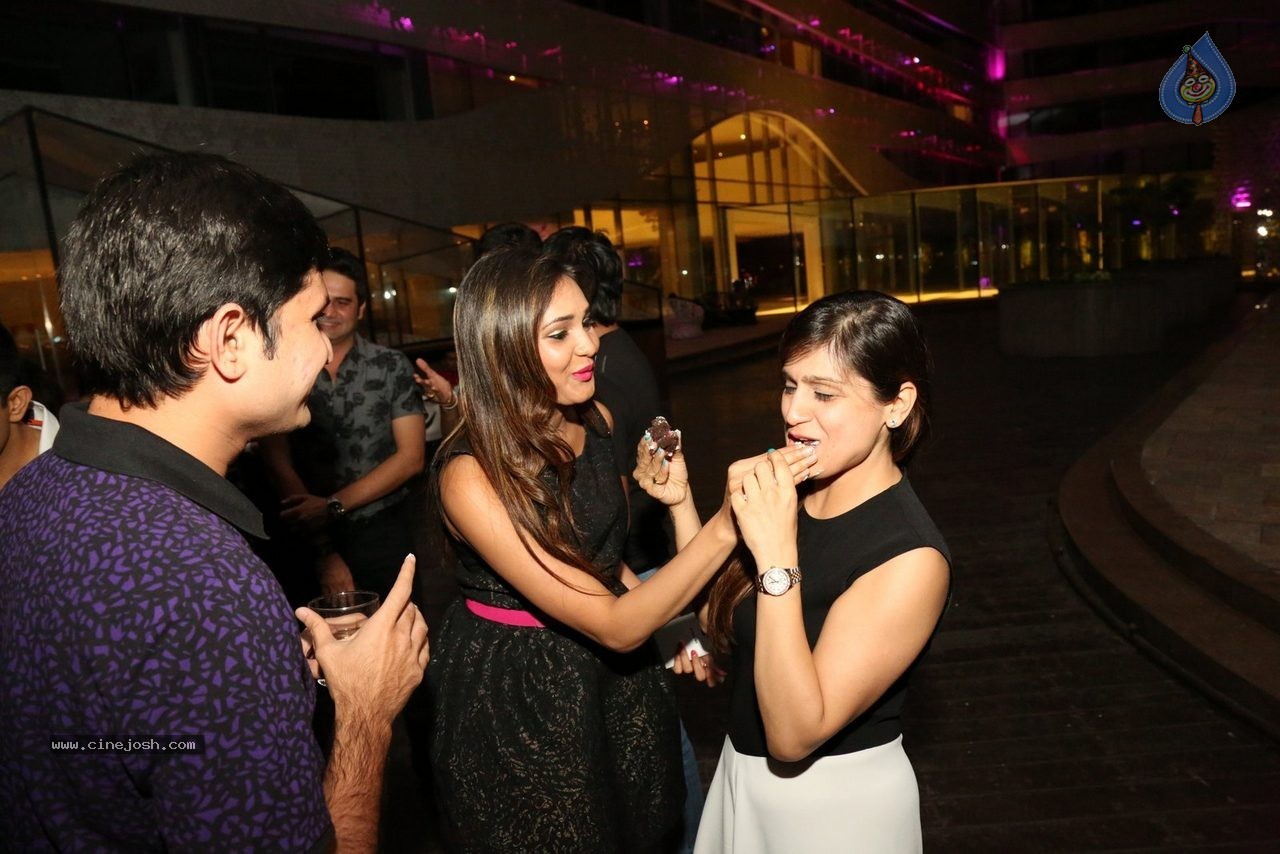Manish and Rekha Wedding Anniversary Party - 97 / 127 photos