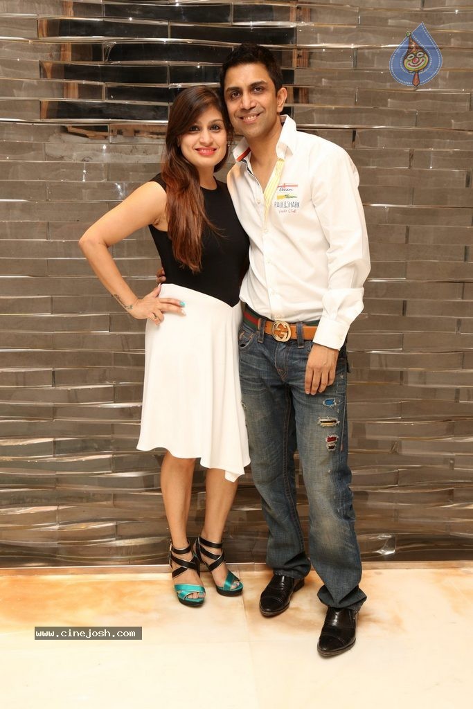 Manish and Rekha Wedding Anniversary Party - 105 / 127 photos