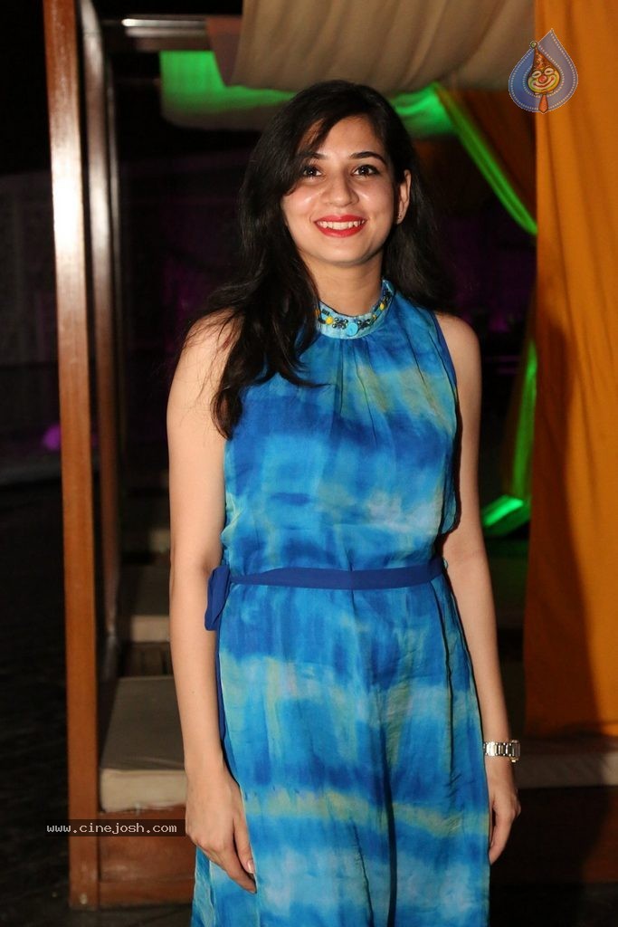 Manish and Rekha Wedding Anniversary Party - 106 / 127 photos