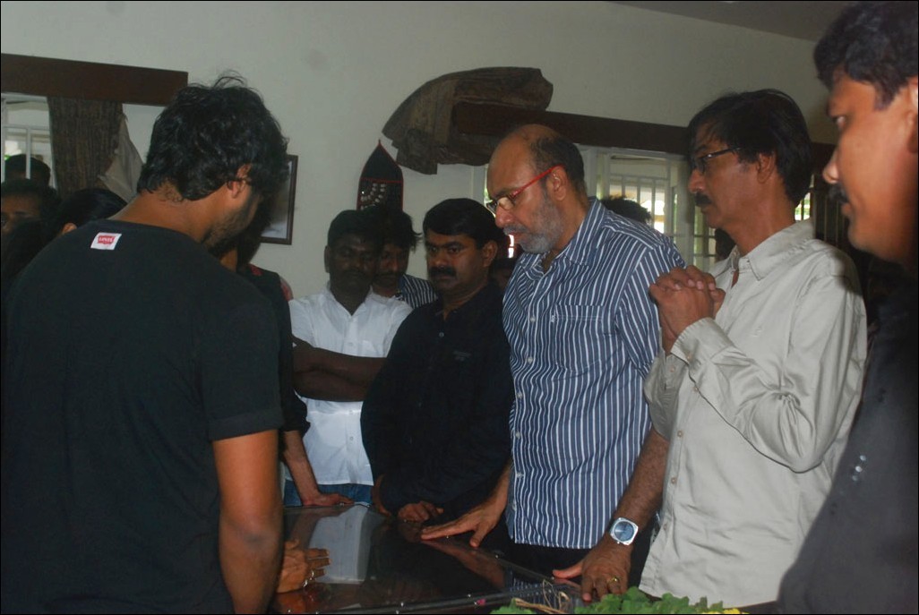 Manivannan Passed Away Photos - 43 / 78 photos