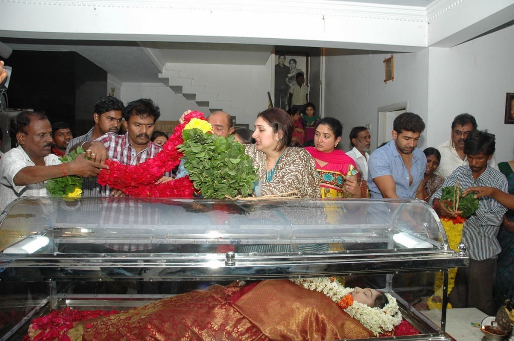 Manjula Vijayakumar Condolences - 8 / 134 photos