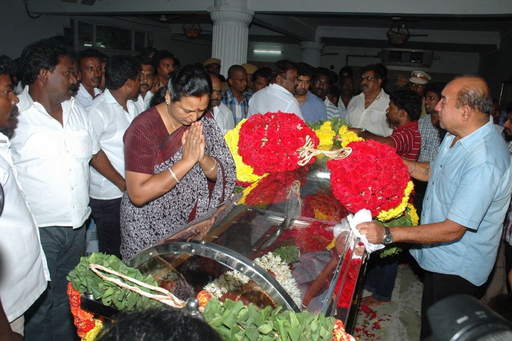 Manjula Vijayakumar Condolences - 12 / 134 photos