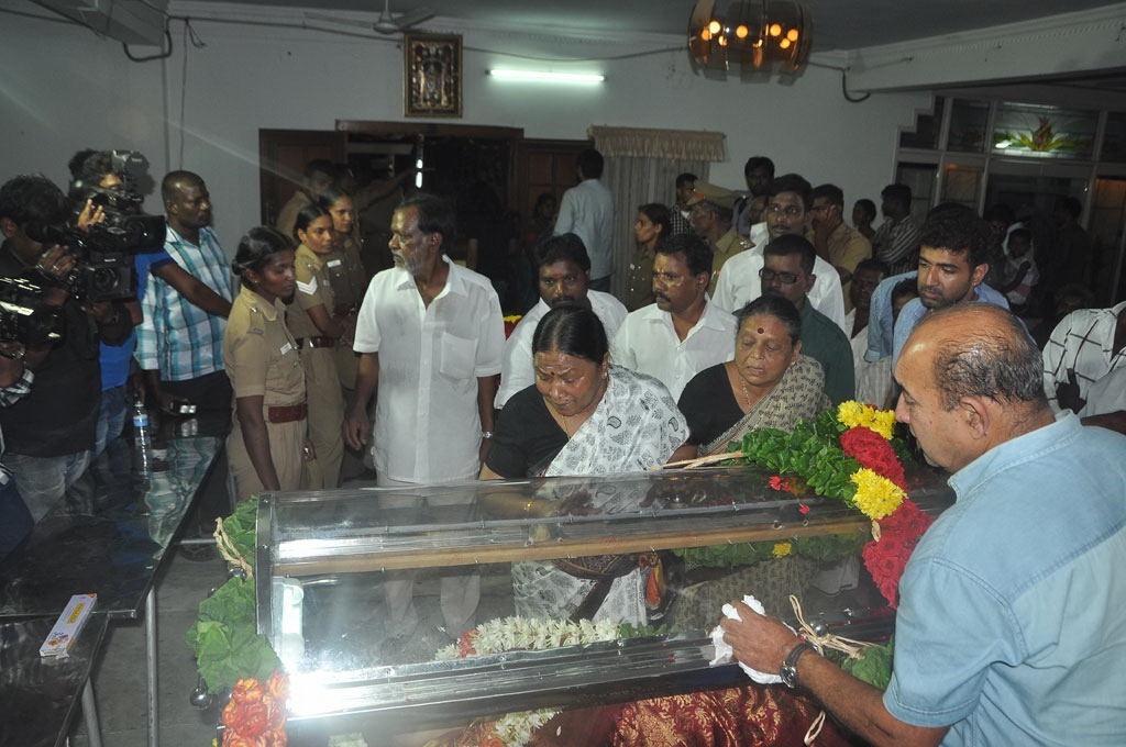 Manjula Vijayakumar Condolences - 13 / 134 photos