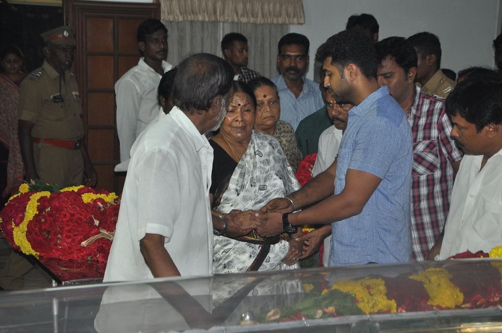 Manjula Vijayakumar Condolences - 17 / 134 photos