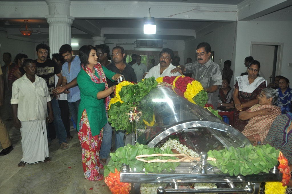Manjula Vijayakumar Condolences - 23 / 134 photos
