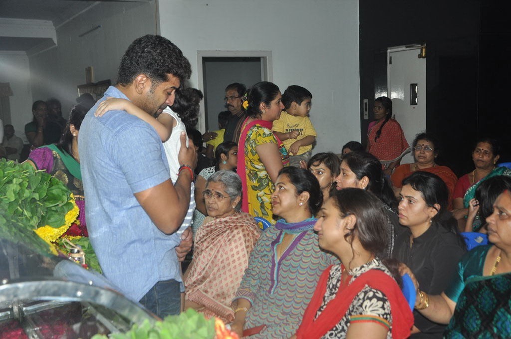 Manjula Vijayakumar Condolences - 25 / 134 photos