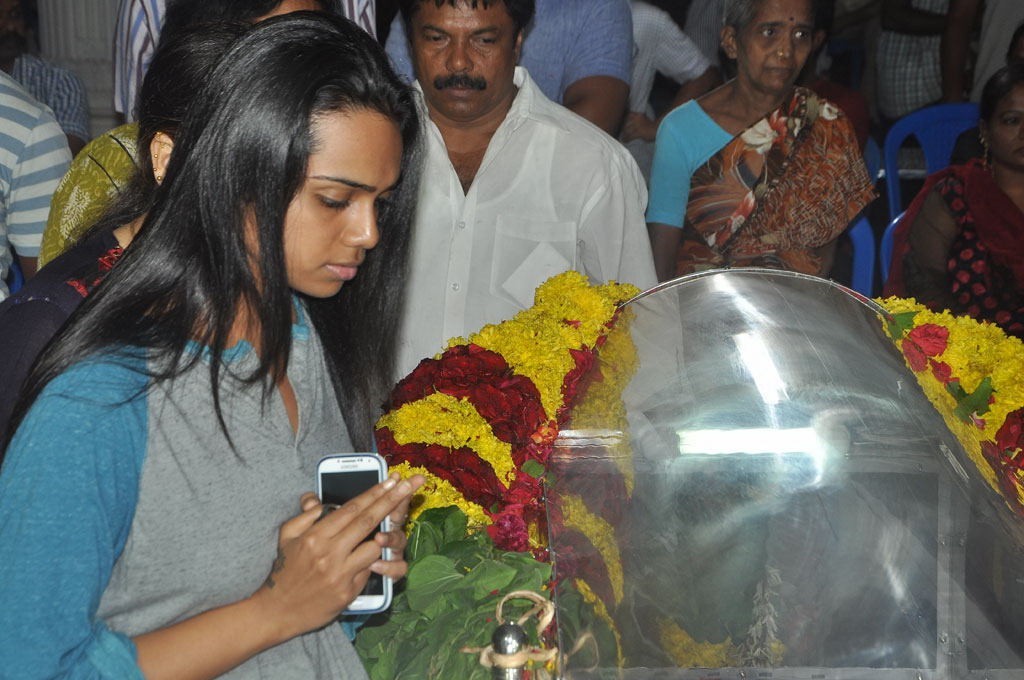 Manjula Vijayakumar Condolences - 47 / 134 photos