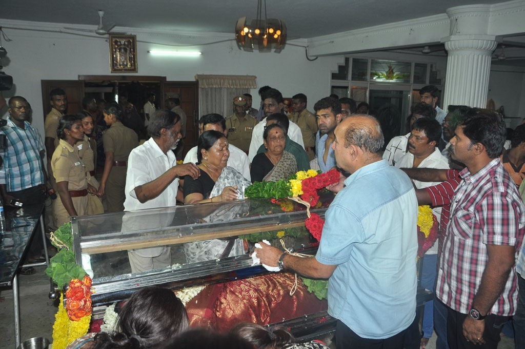 Manjula Vijayakumar Condolences - 53 / 134 photos