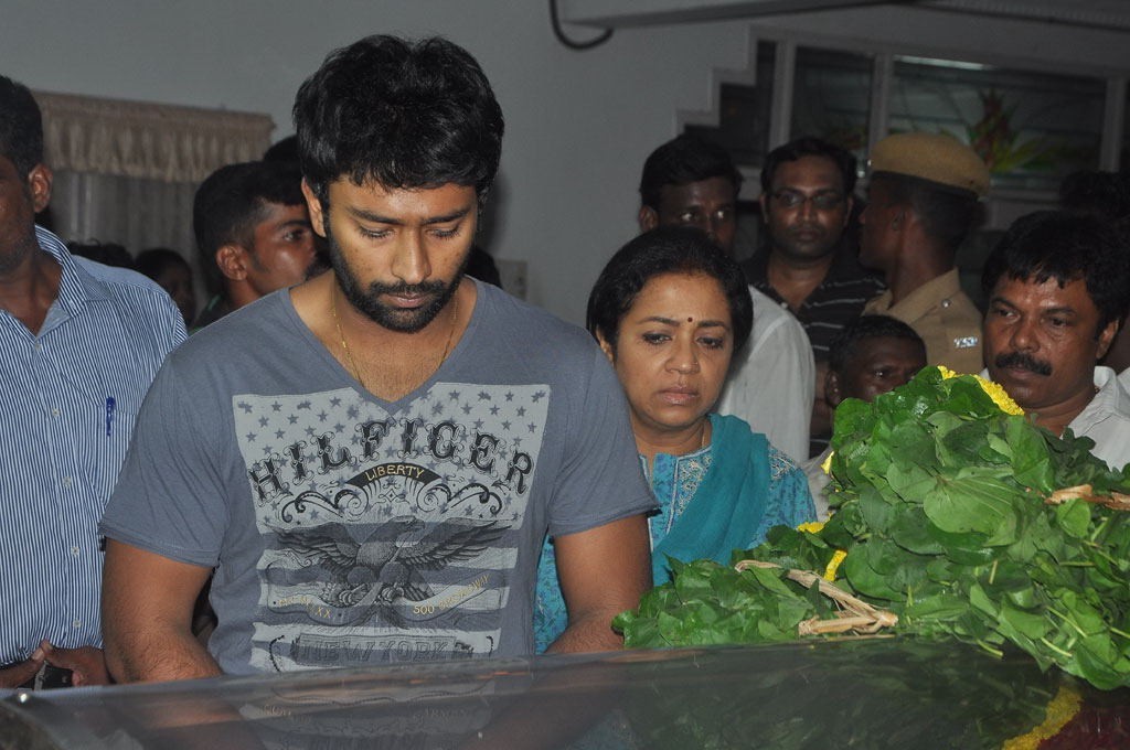 Manjula Vijayakumar Condolences - 75 / 134 photos