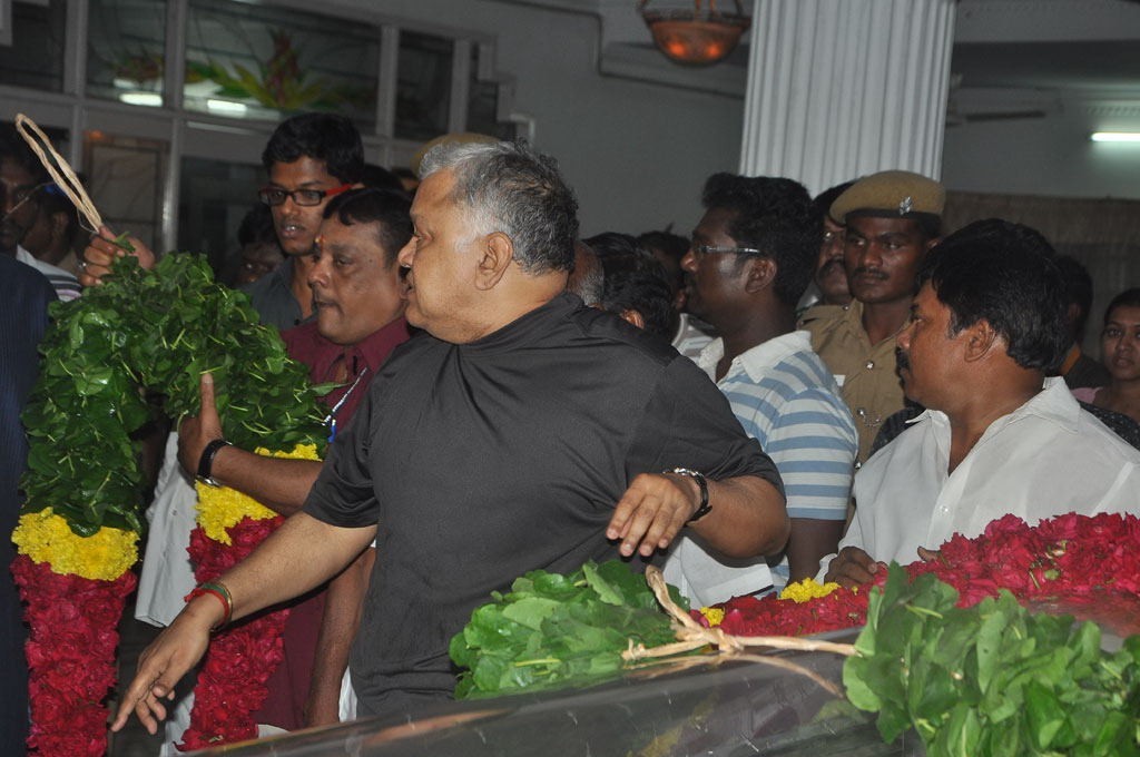 Manjula Vijayakumar Condolences - 76 / 134 photos
