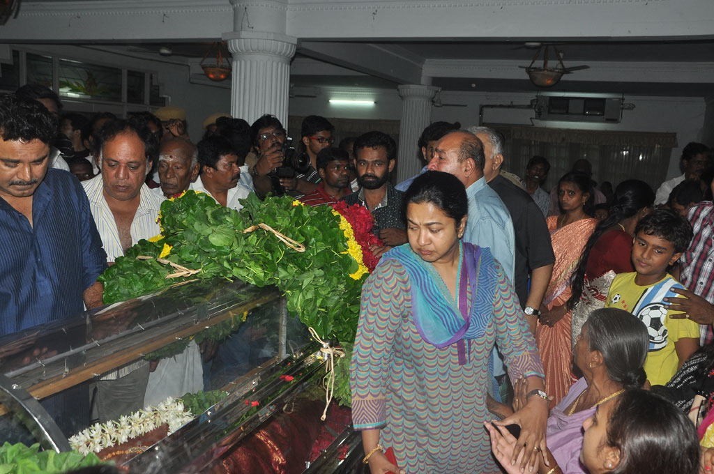 Manjula Vijayakumar Condolences - 122 / 134 photos
