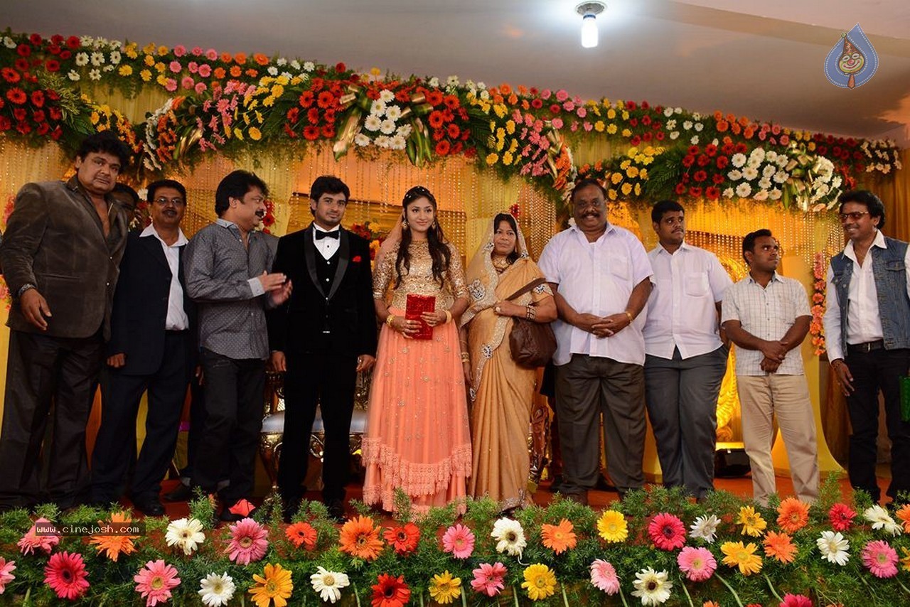 Mansoor Ali Khan Daughter Wedding Reception - 90 / 101 photos