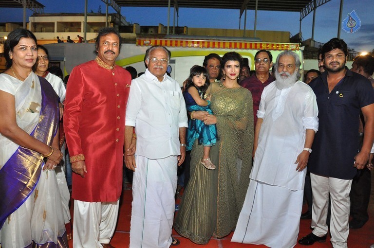 MB 40 Celebrations 1 - 35 / 72 photos