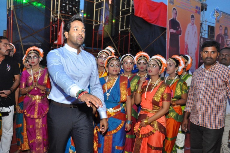 MB 40 Celebrations 1 - 39 / 72 photos