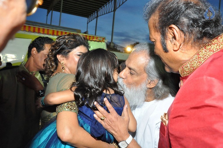MB 40 Celebrations 1 - 66 / 72 photos