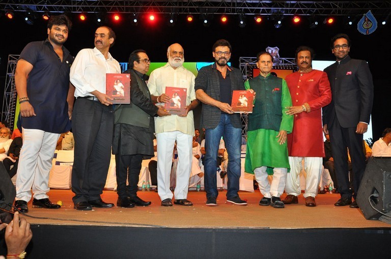 MB 40 Celebrations 3 - 39 / 103 photos