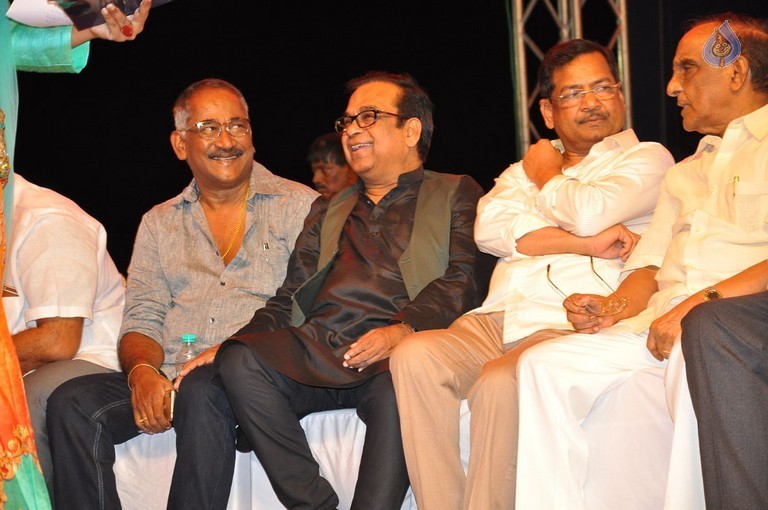 MB 40 Celebrations 3 - 52 / 103 photos