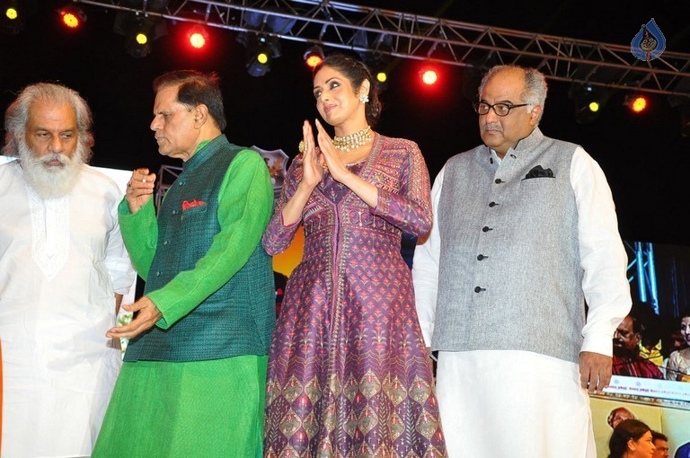 MB 40 Celebrations 3 - 75 / 103 photos
