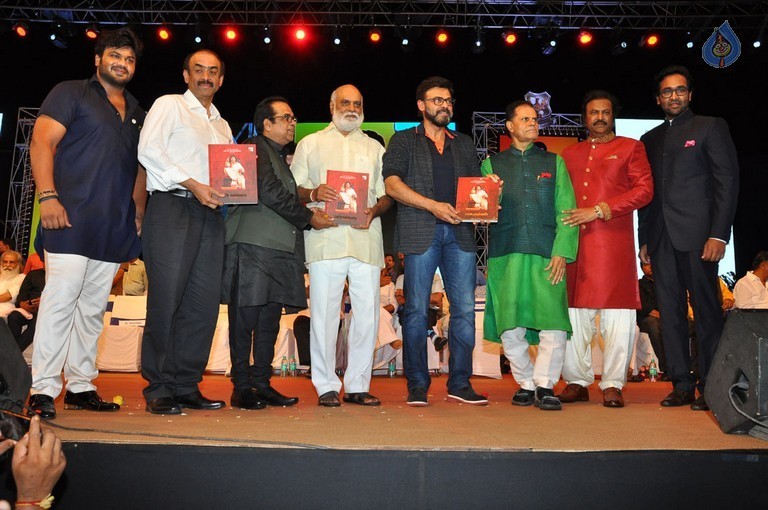 MB 40 Celebrations 3 - 76 / 103 photos