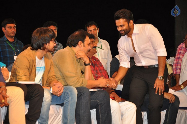 MB 40 Celebrations 4 - 29 / 42 photos
